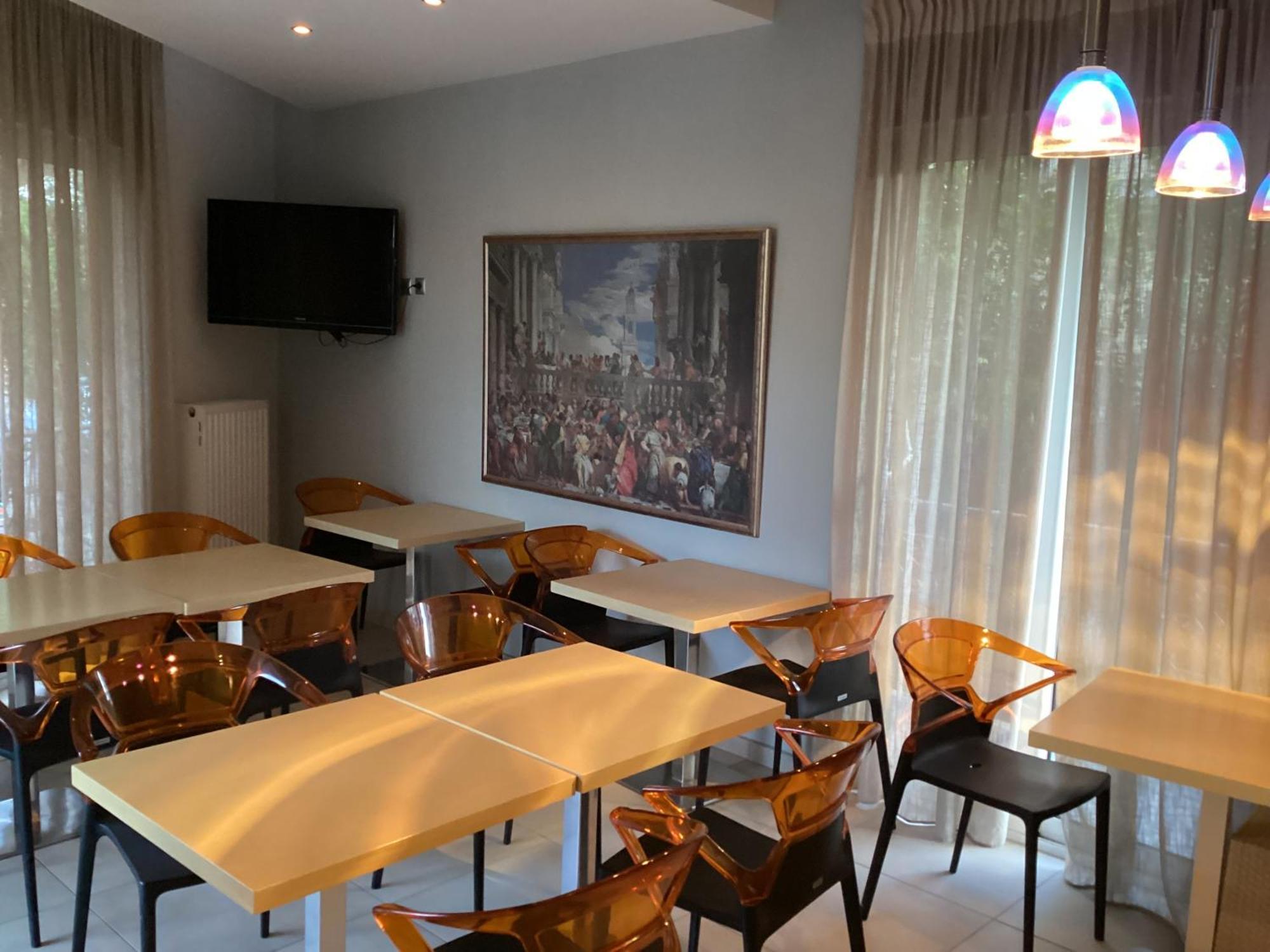Aparthotel Alexandros Kamena Vourla Exteriér fotografie