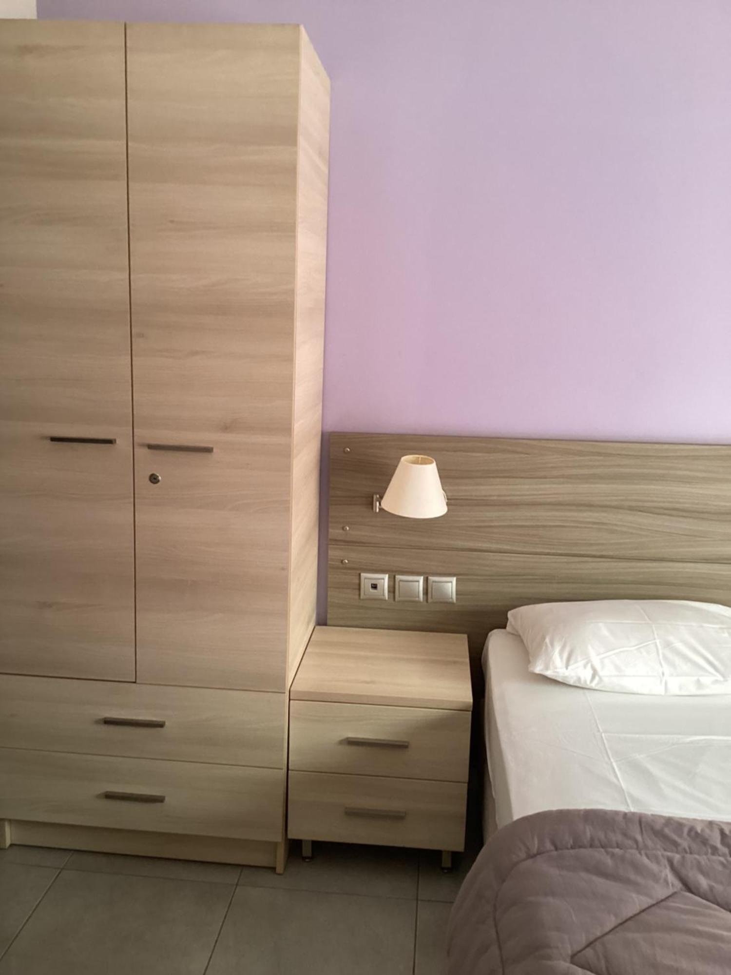 Aparthotel Alexandros Kamena Vourla Exteriér fotografie