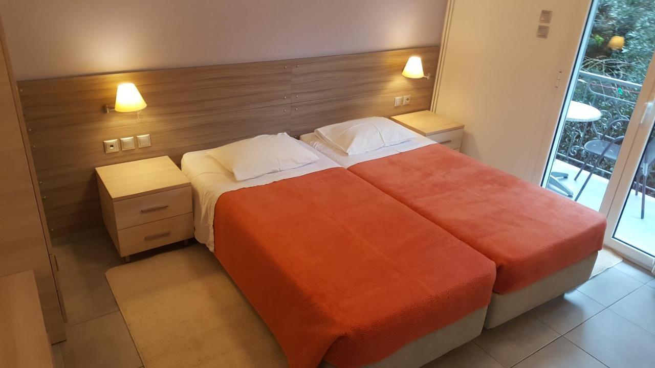 Aparthotel Alexandros Kamena Vourla Exteriér fotografie